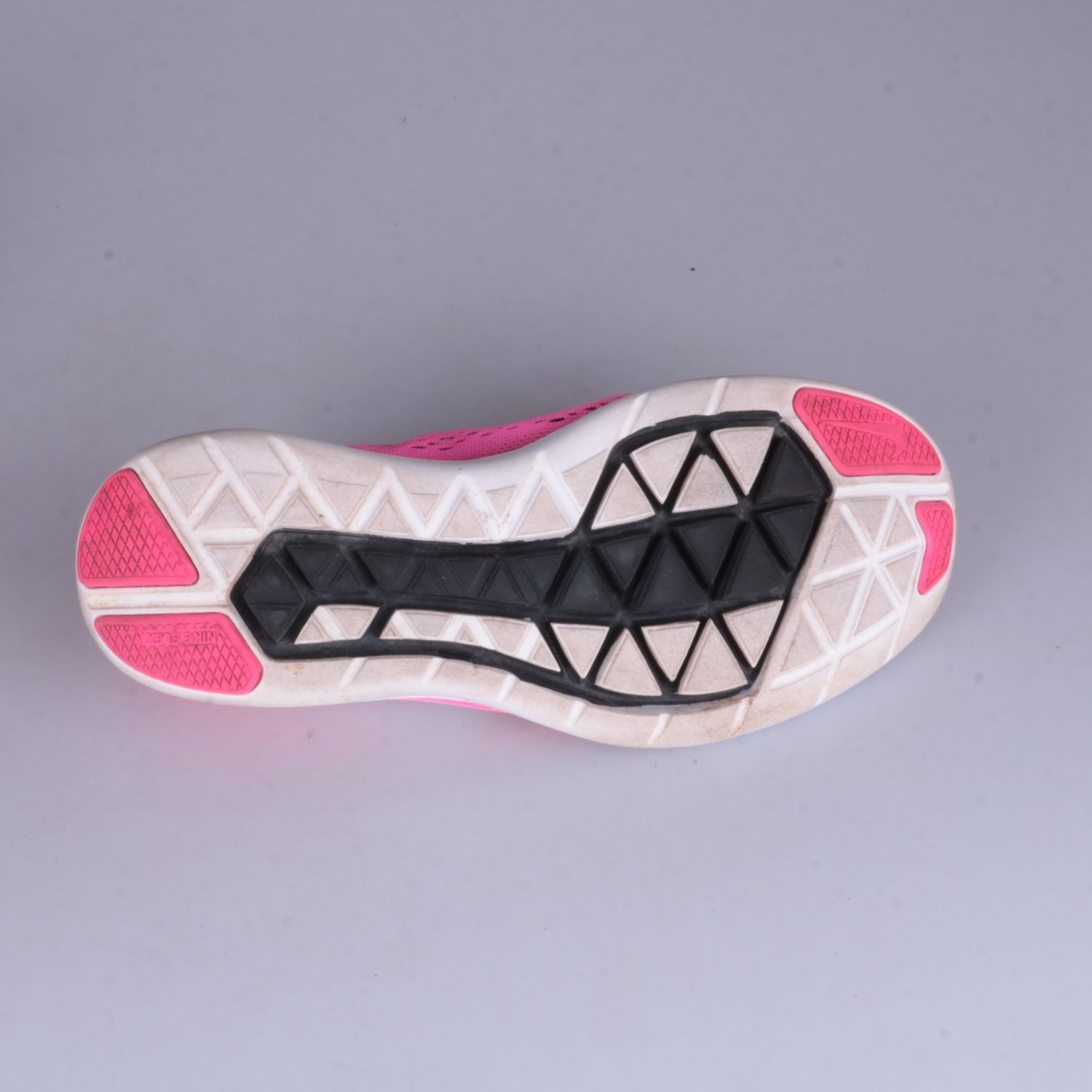 кроссовки Nike