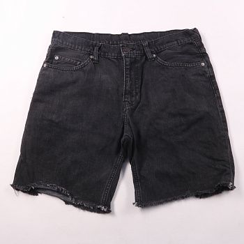 шорты не указано