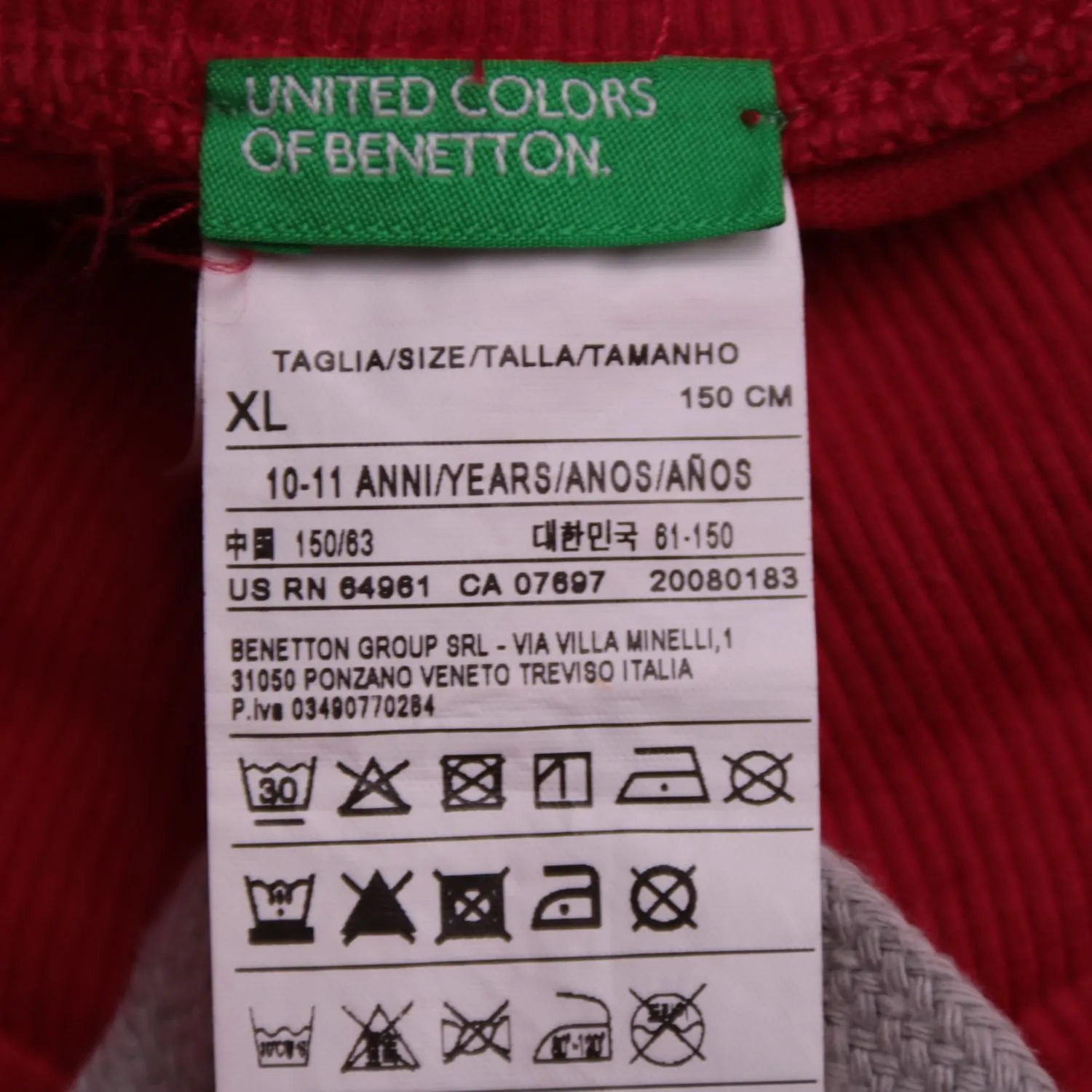 Красные шорты United Colors of Benetton со шнурком, размер 152 см (12 лет)