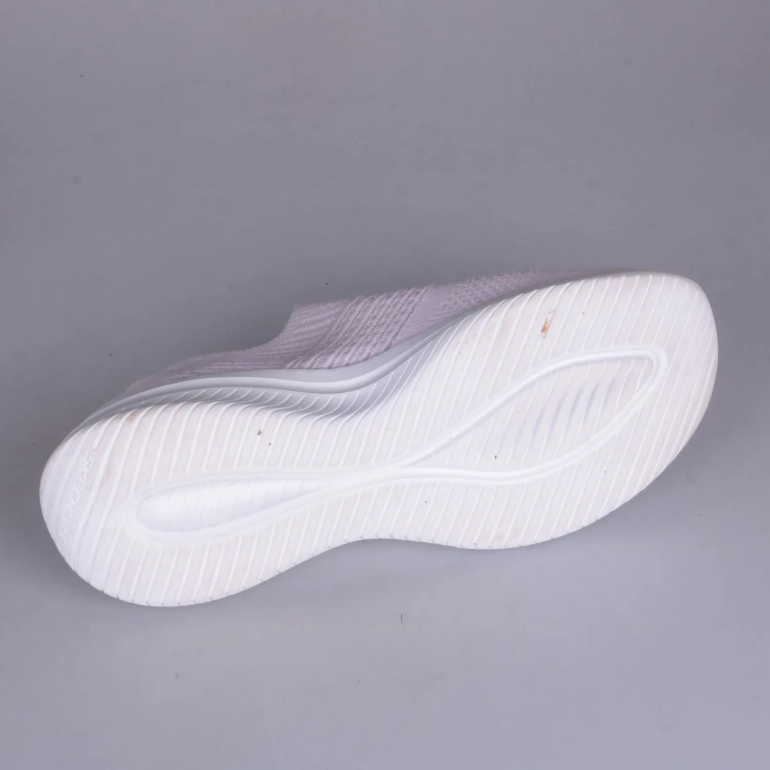 кроссовки Skechers