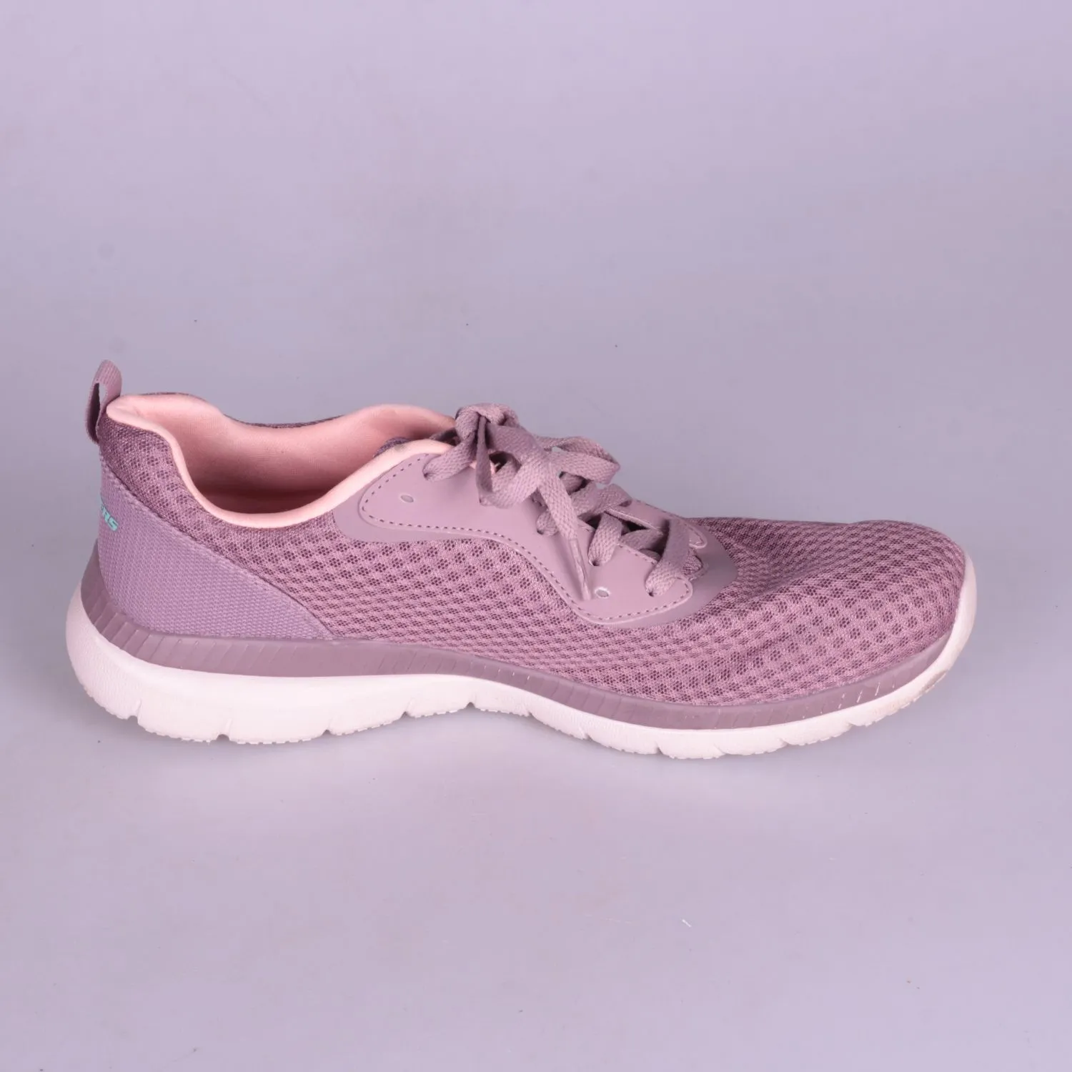 кроссовки Skechers