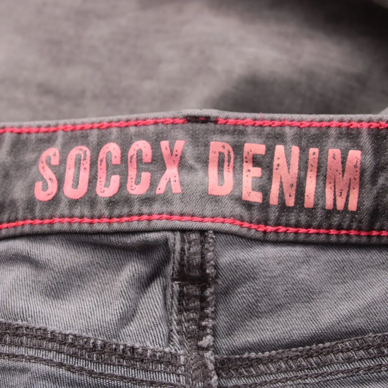 джинсы SOCCX DENIM